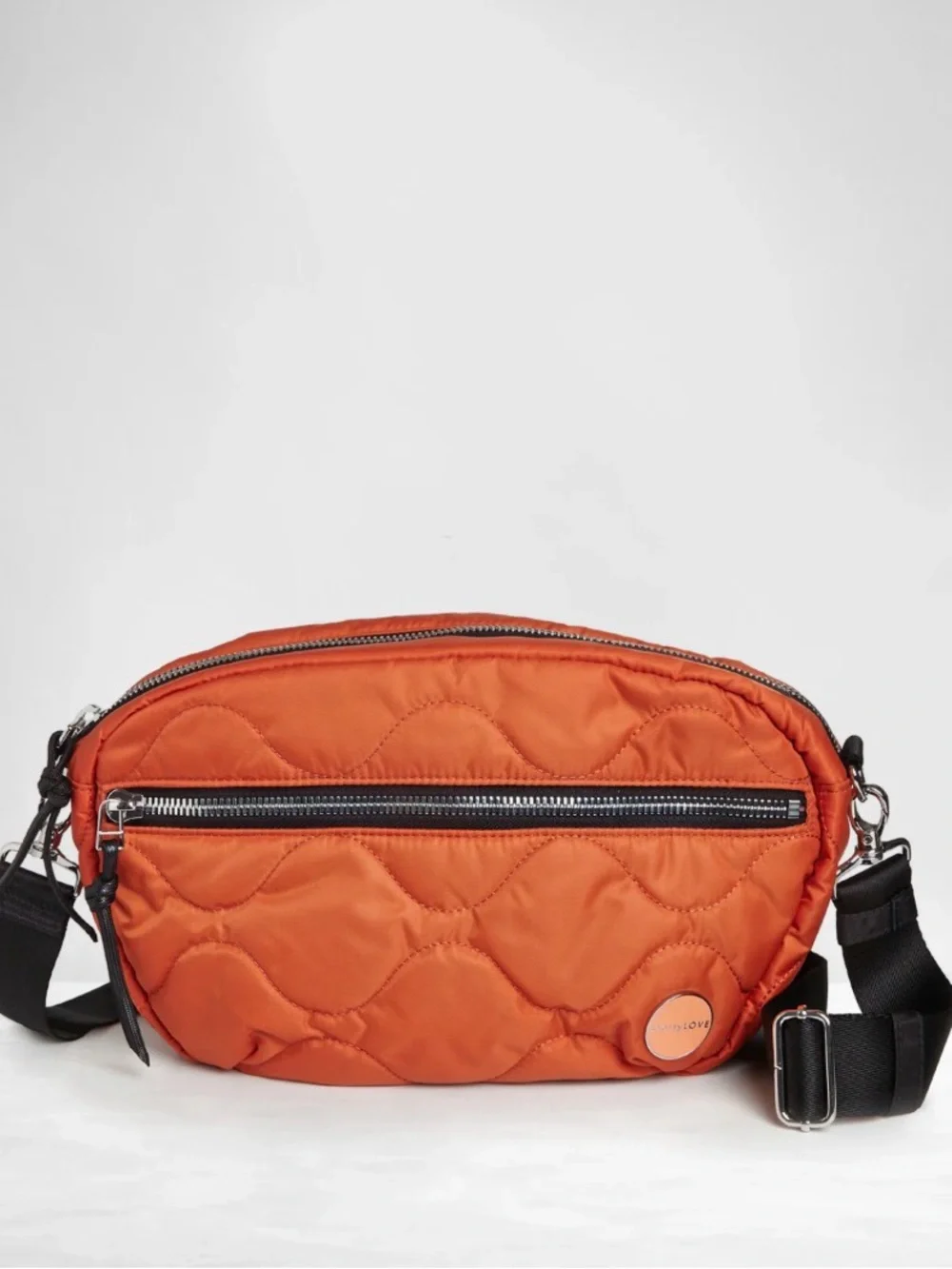 shortyLOVE cruiser - medium quilted crossbody - Picture 1 of 4